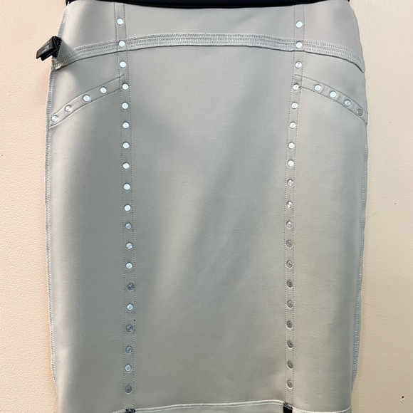 • Beautiful skirt - Picture 9 of 9